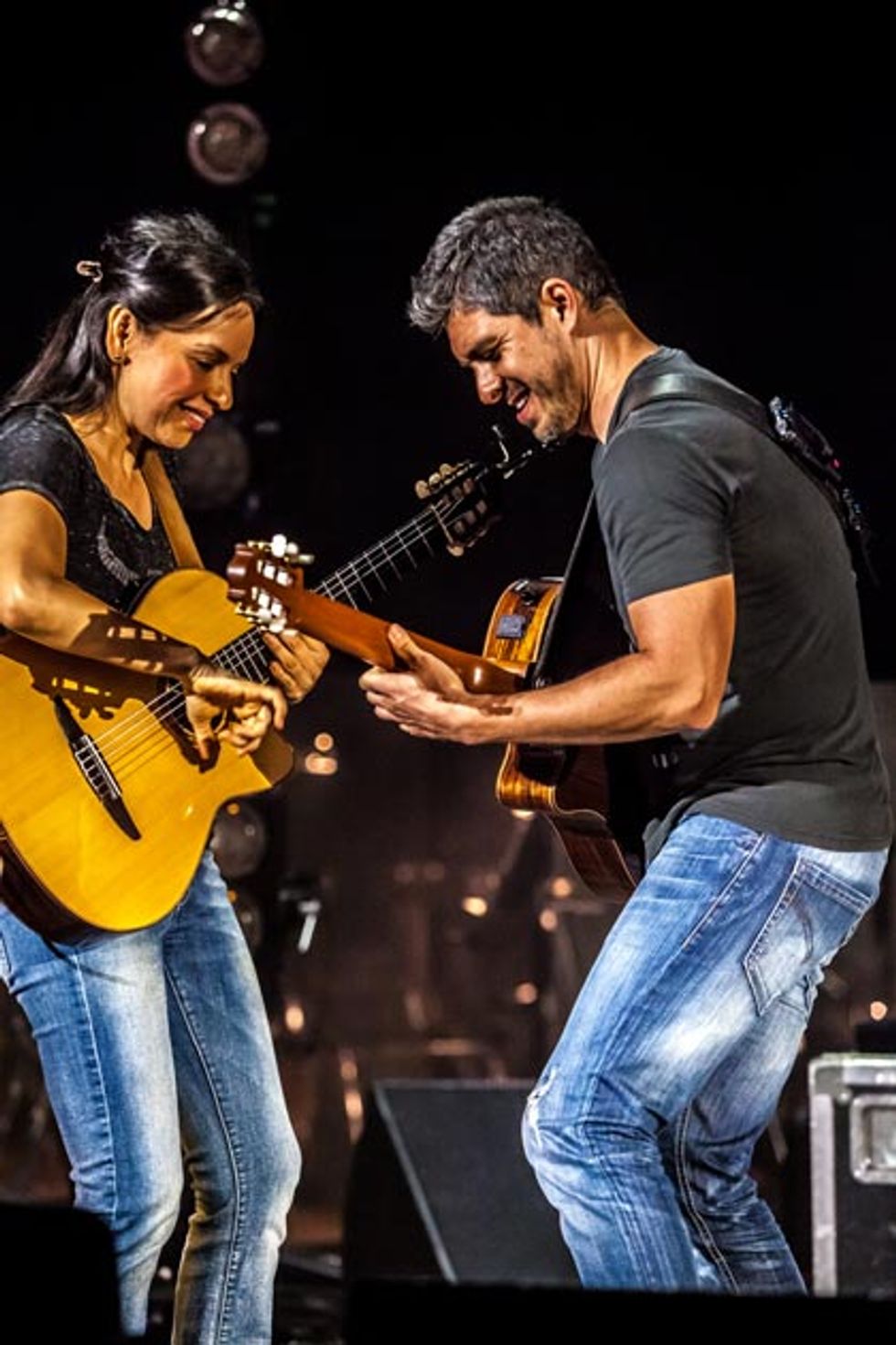 Rodrigo y Gabriela: An electrifying acoustic guitar
