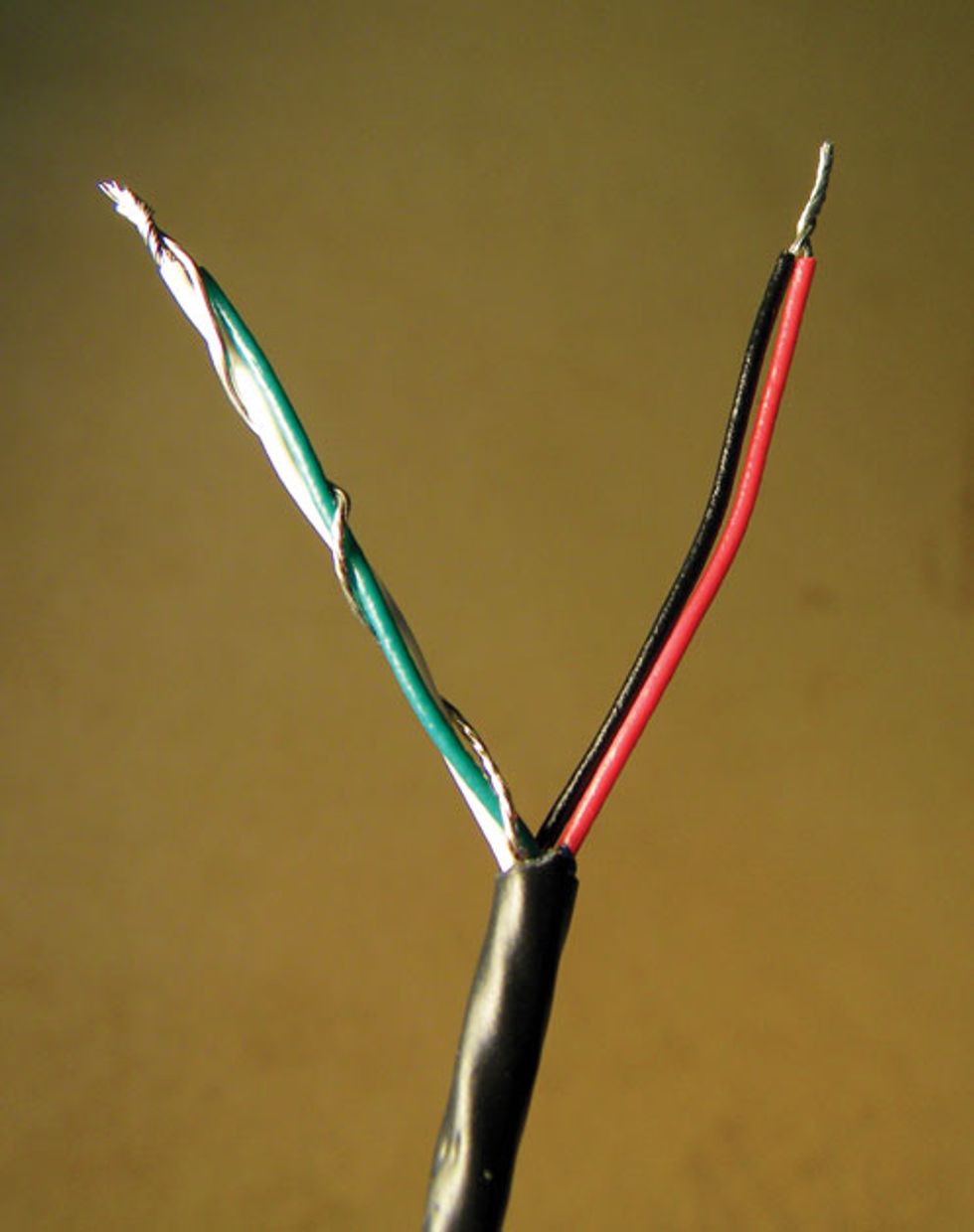 Guitar Shop 101: Wiring Humbuckers in Parallel on an HH Strat | Premier
