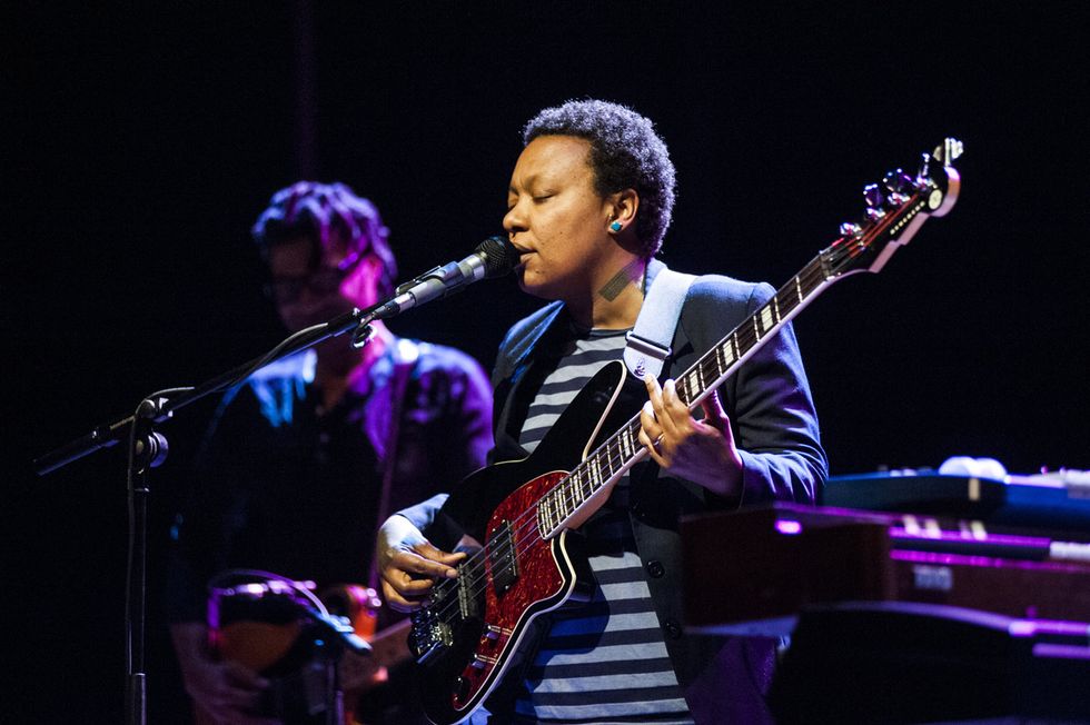 Meshell Ndegeocello The Melody The Lyric And The Beat Premier Guitar Meshell ndegeocello was born on august 29, 1968 in berlin, germany as michelle johnson. premier guitar