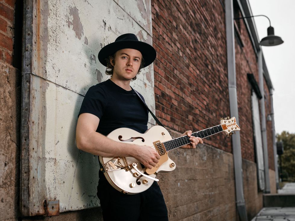 Guitar Virtuoso Joe Robinson Launches JOES12 Premier Guitar