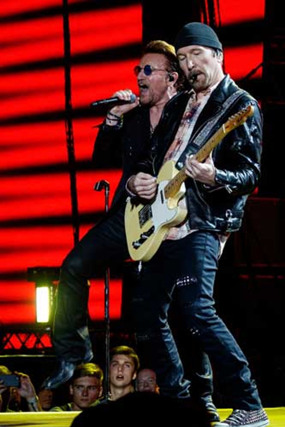 02_Jun17_PG_WEB_GALL_Bonnaroo_U2_The-Edge-and-Bono_Tele_WEB.jpg