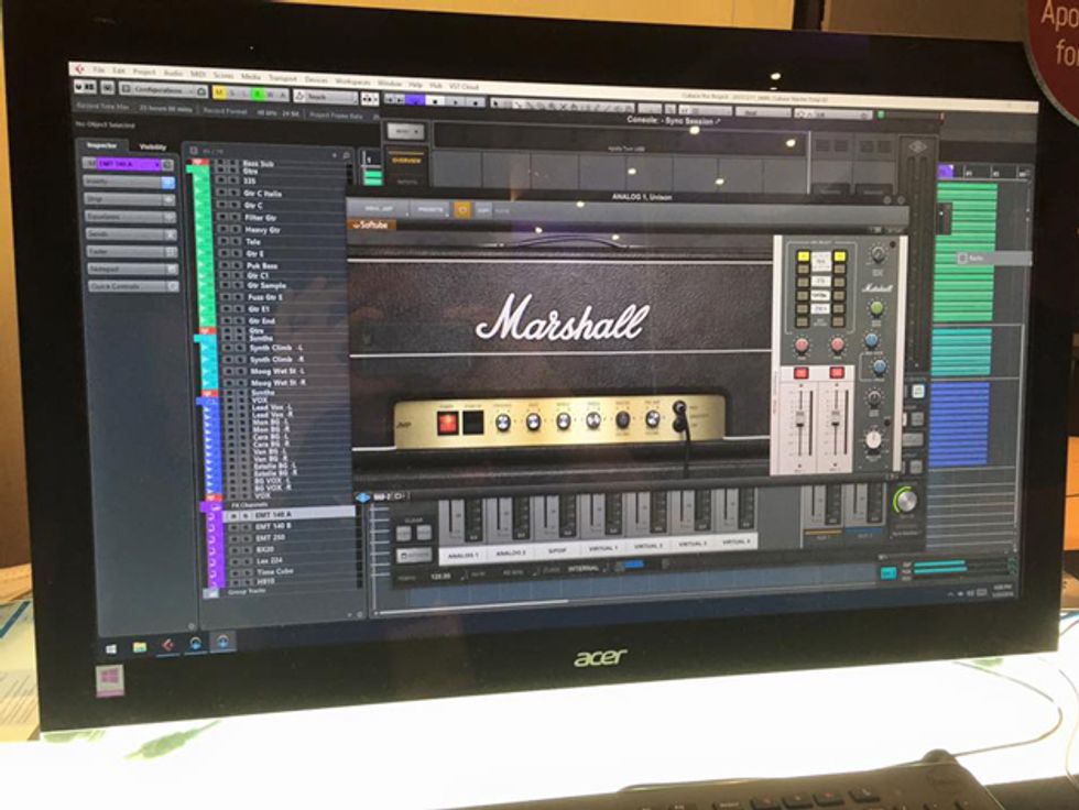 17-UniversalAudio-WEB