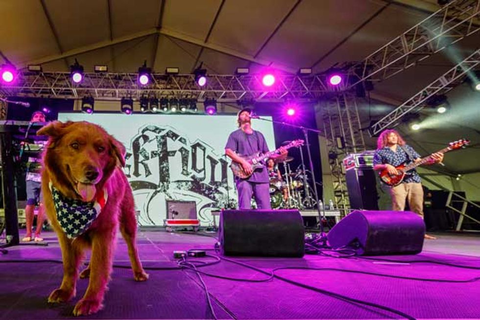 19_Jun17_PG_WEB_GALL_Bonnaroo_Stick-Figure-Cocoa-the-Tour-Dog_WEB.jpg