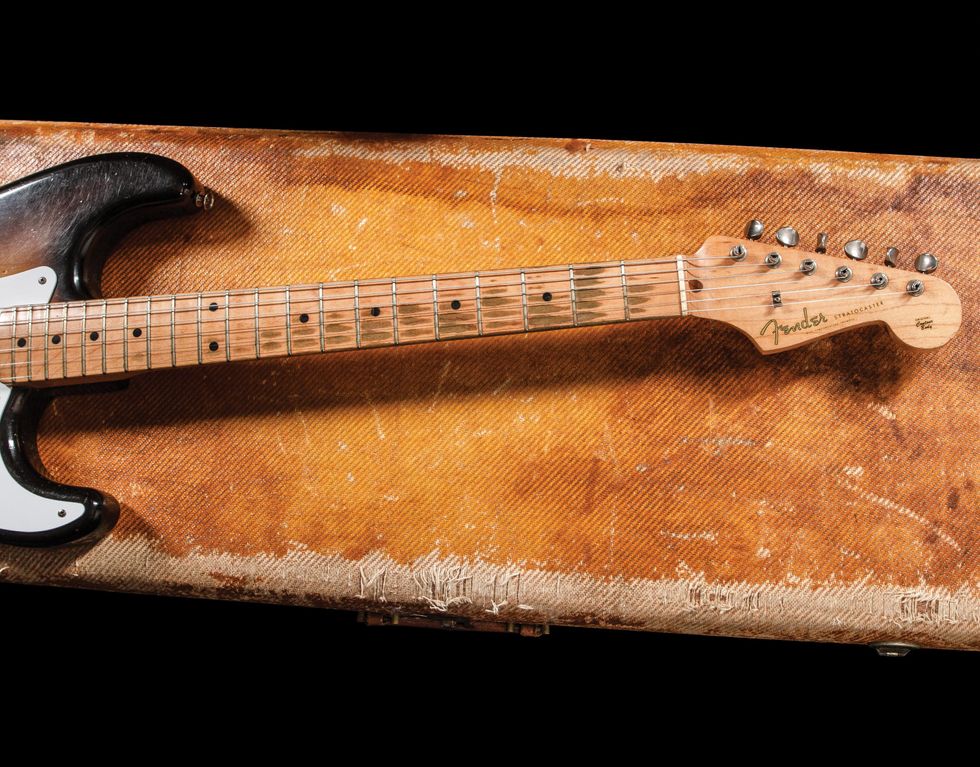 1957 Fender Stratocaster Photo F - fretboard and case