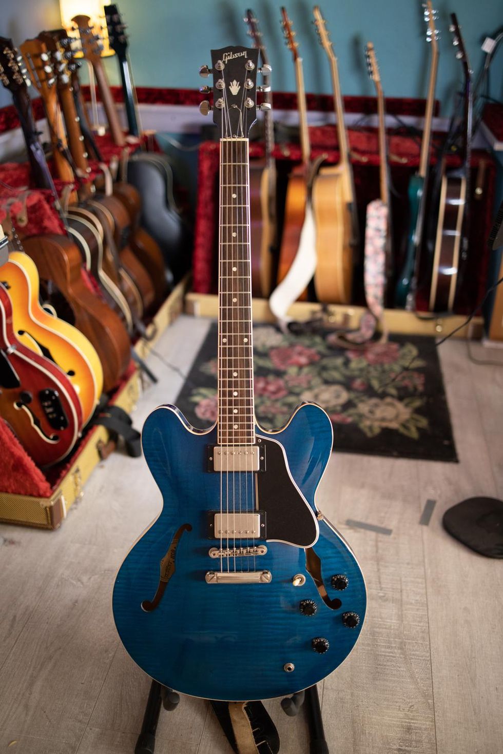 2001 Gibson Beale Street Blue Limited-Edition ES-335