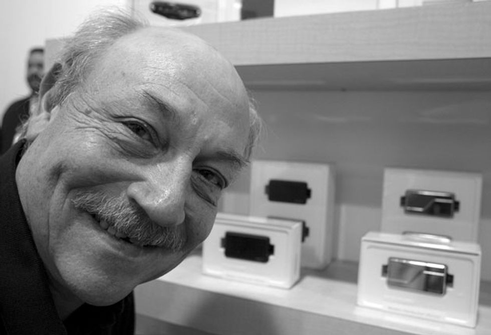 21-Larry-Fishman.jpg