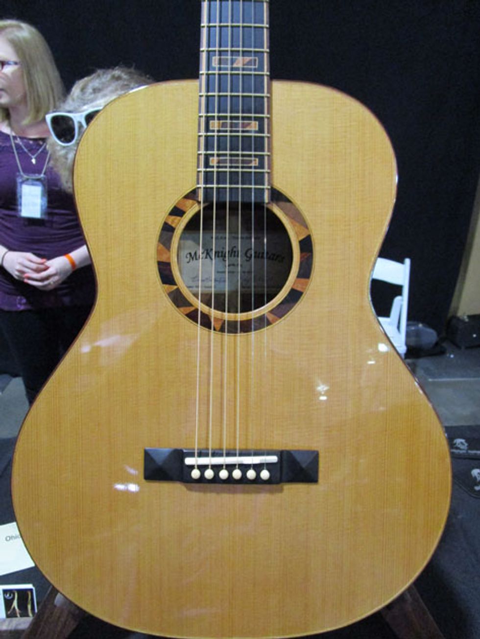 24_PG_GALL_SB_McKnight-Guitars_WEB.jpg