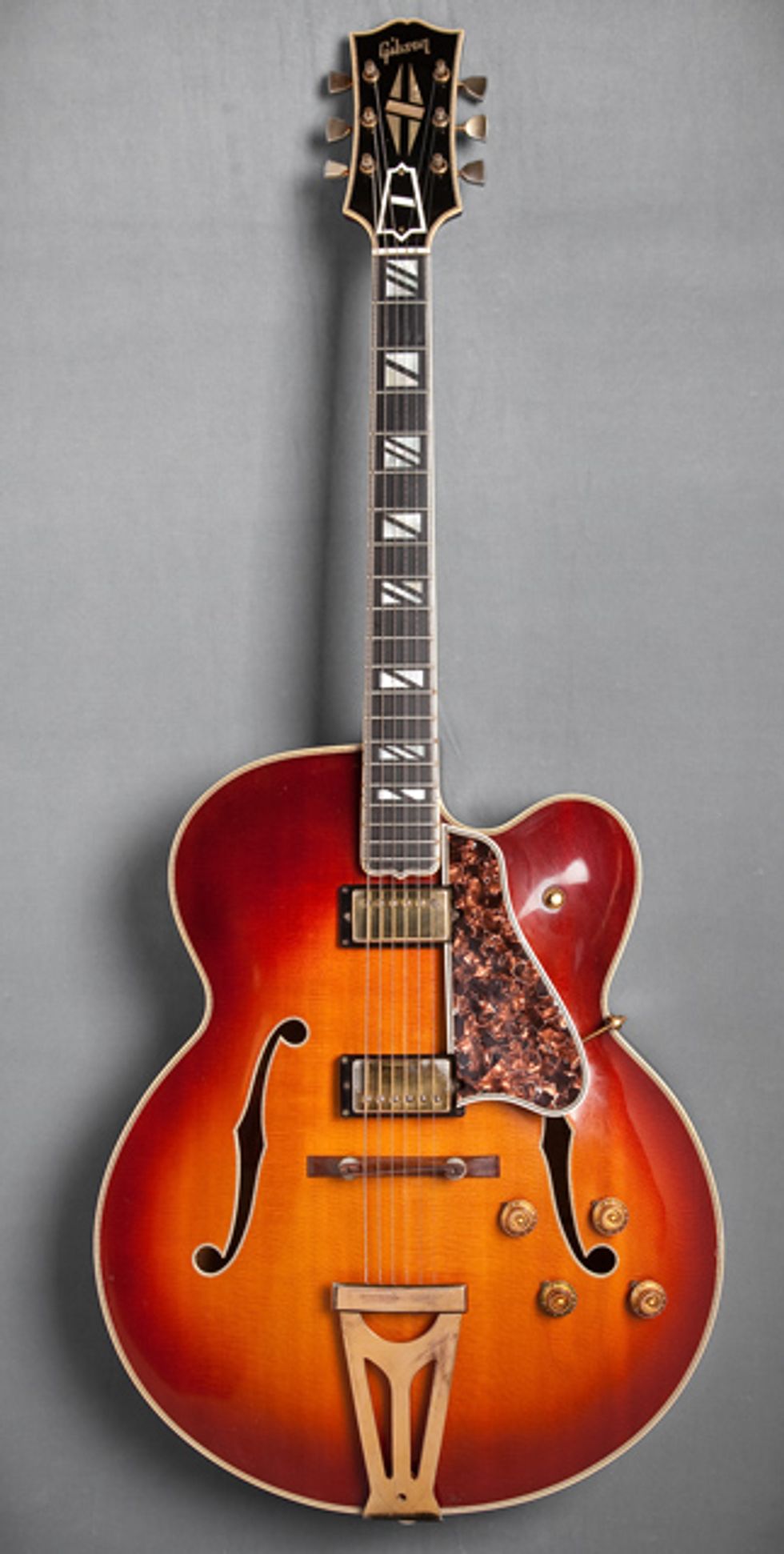Albert Leeуs 1958 Gibson Super 400