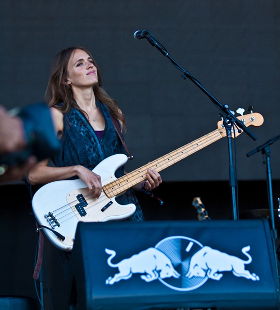 Aug13_Gallery_Lolla13_Ben-Howard_bassist_WEB.jpg