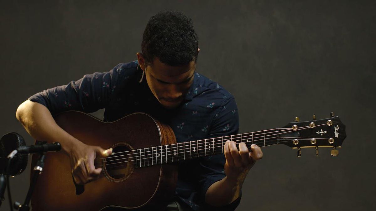 Brian Truesby Demos the Taylor Guitars  Builder's Edition 517 (Sponsored)
