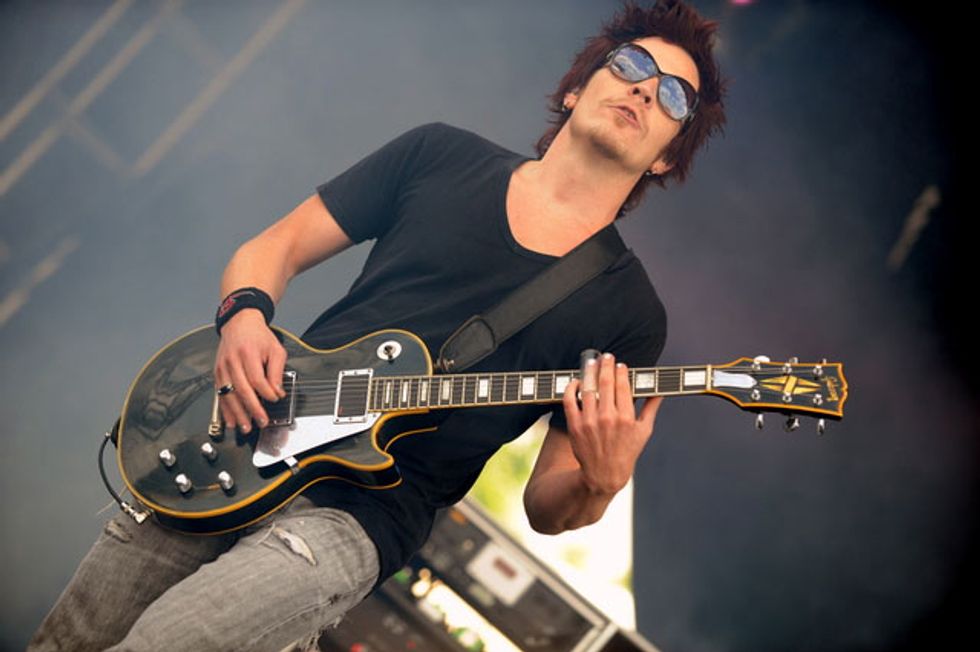 Crossfade's Les Hall