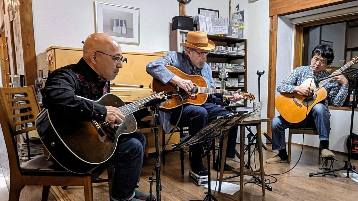 What Do Japanese and American Fingerpickers Have in Common?