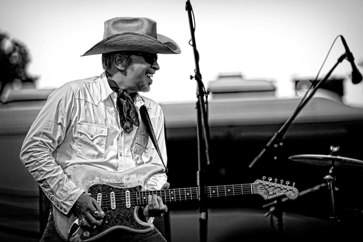 Dave Alvin: “The Guitar Is a Magical Thing”