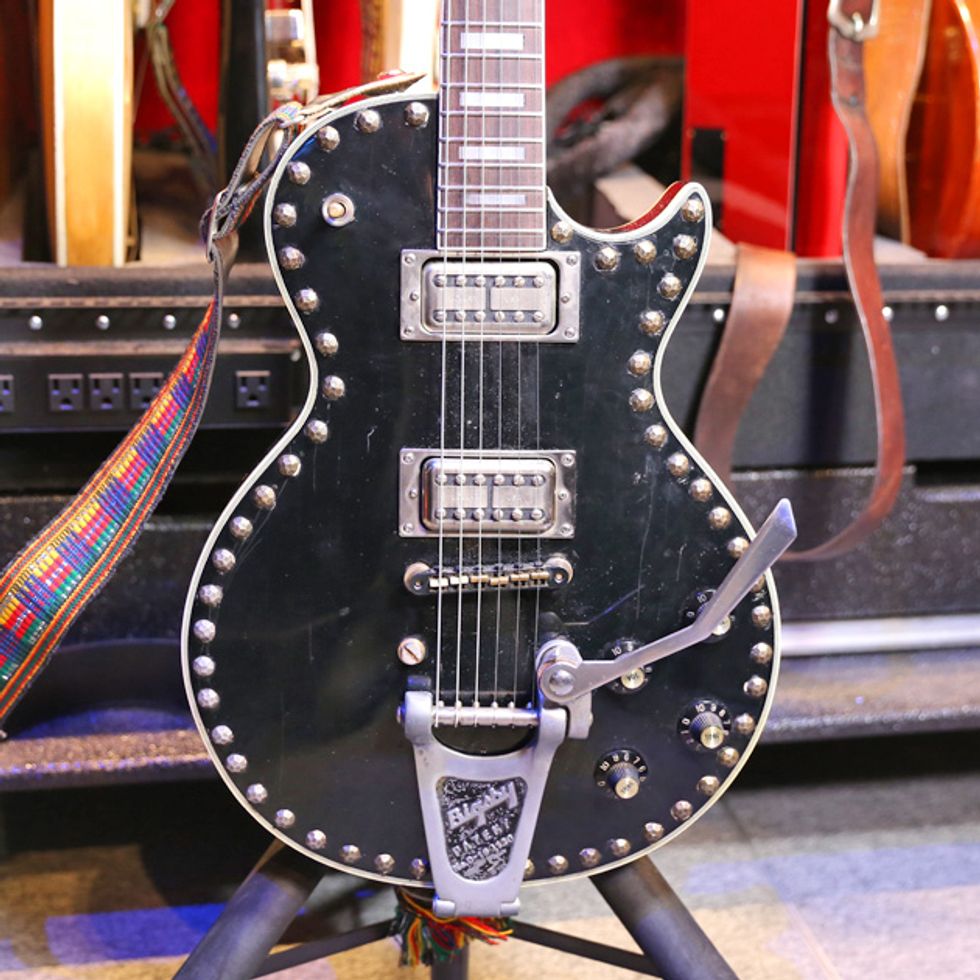 Rig Rundown The Black Keys [2019] Premier Guitar The best guitar