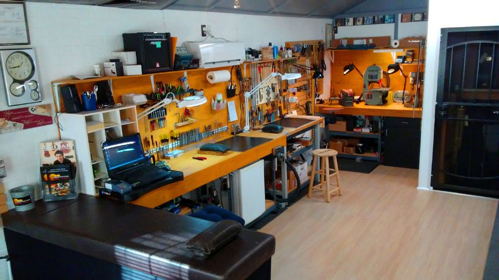 12 Things Guitar Techs Need to Know Premier Guitar The best guitar and bass reviews, videos