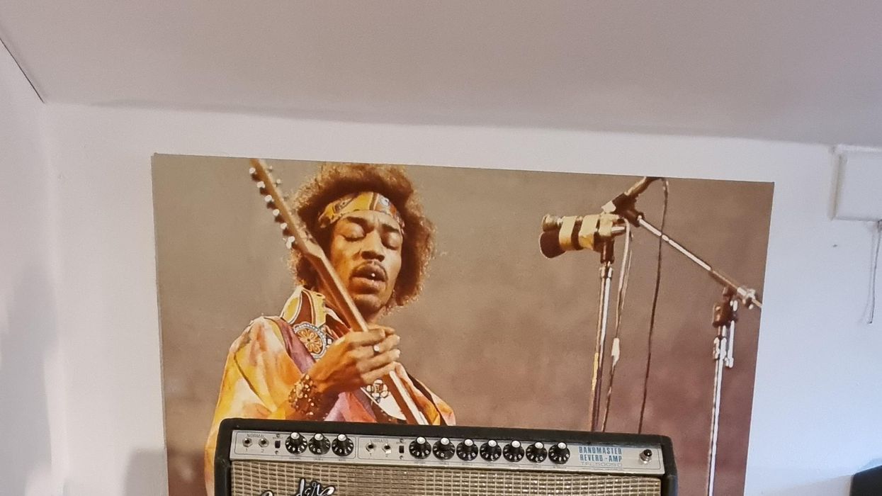 fender vibratone