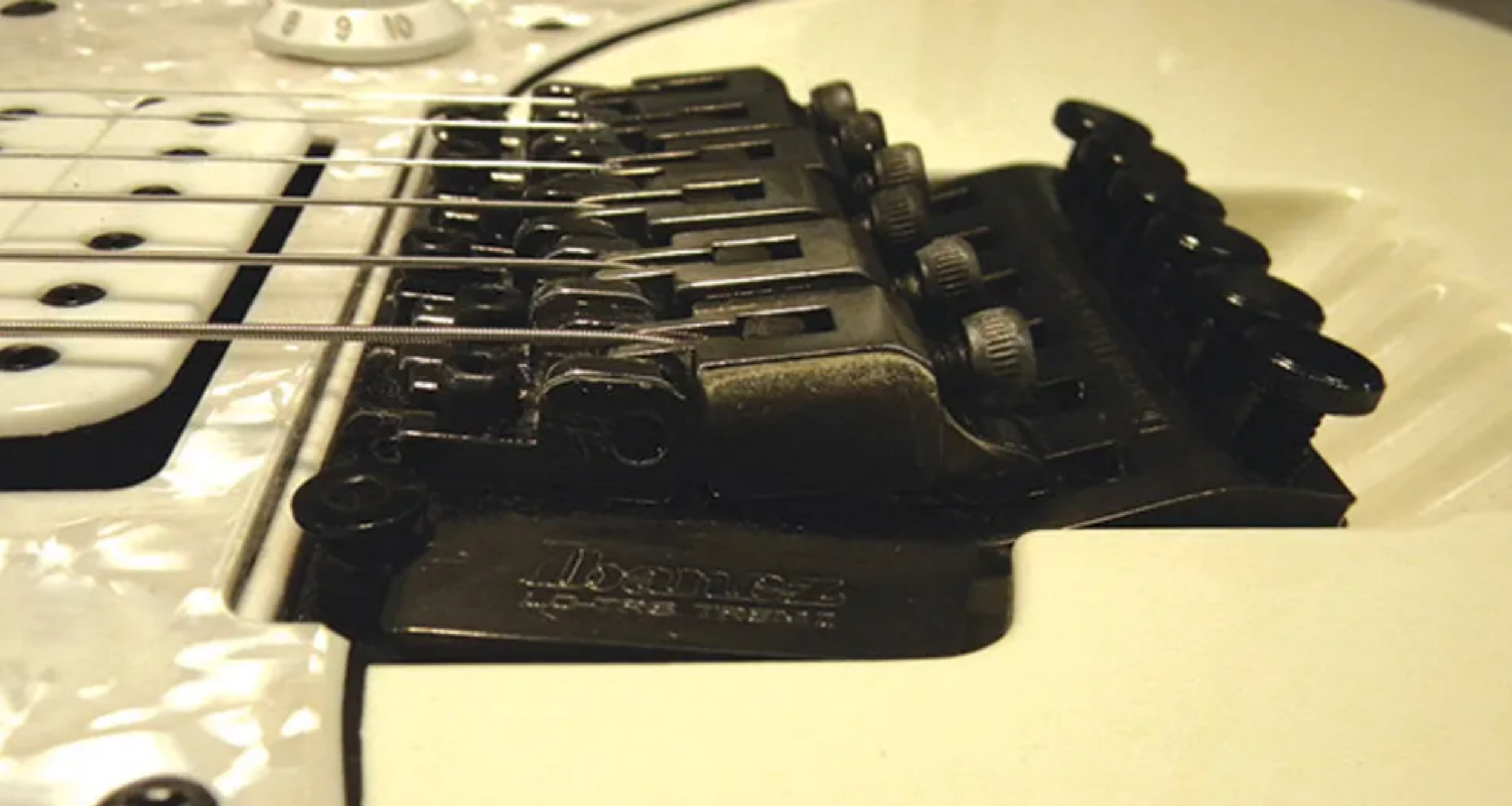 How to Set Up a Floyd Rose-Style Trem