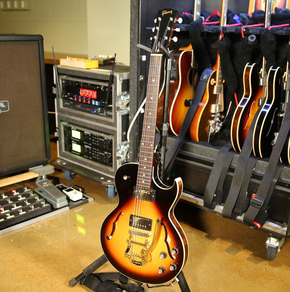 gibson es-137