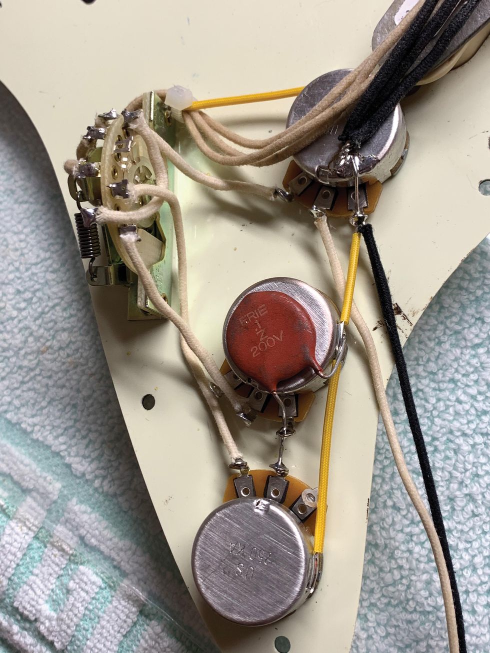 Grounding Passive Guitar (and Bass) Circuits, Part 1 - Image 4 - insulated wire