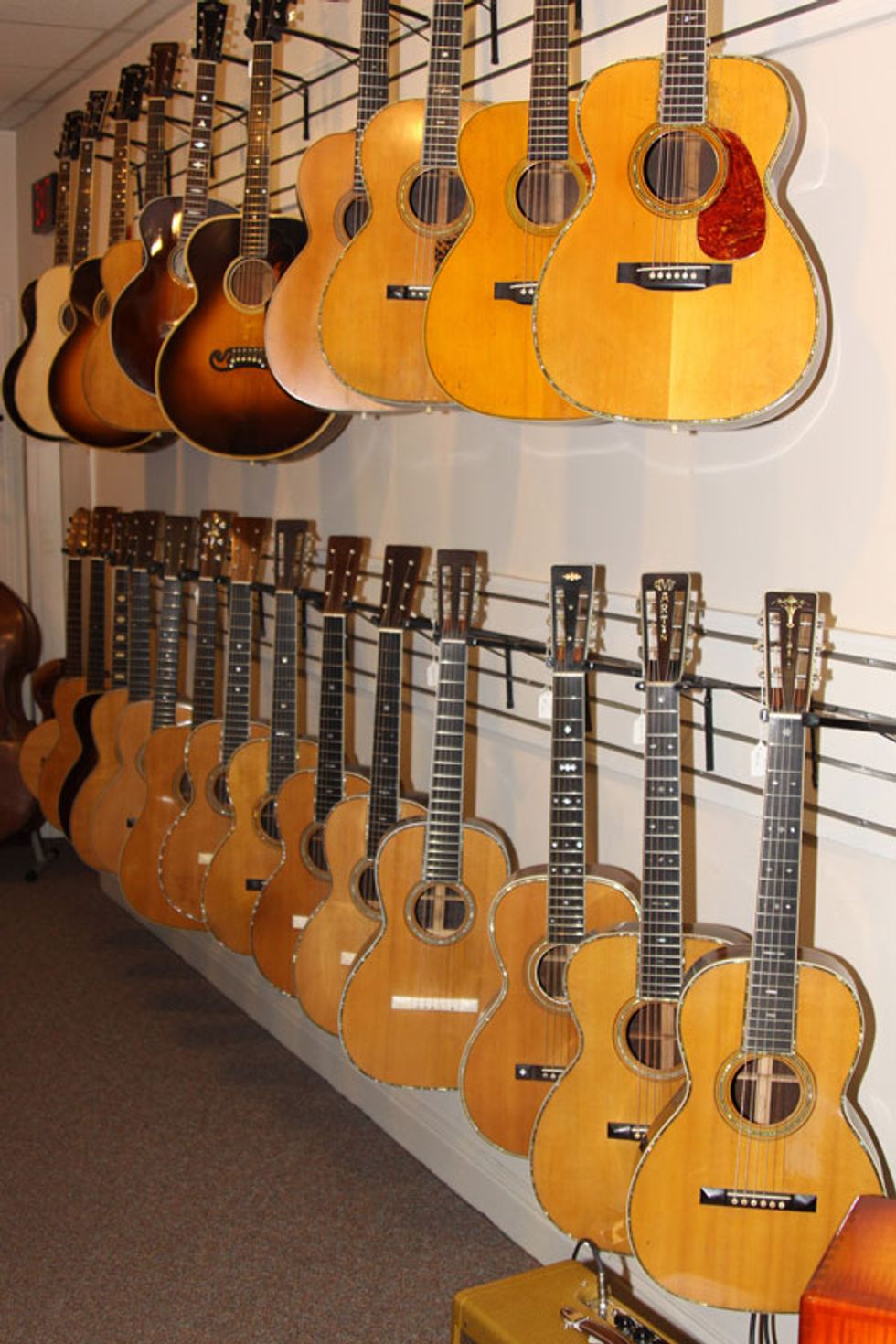 Gruhn Guitars п Nashville, TN