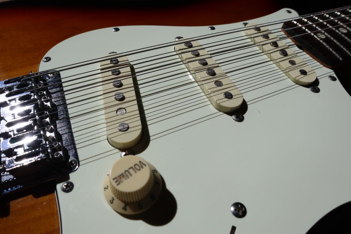 guitar close up pickups