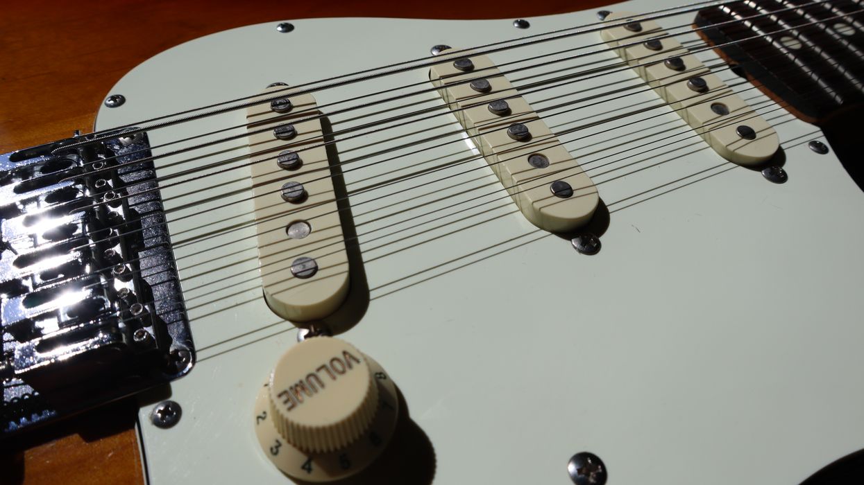 guitar close up pickups