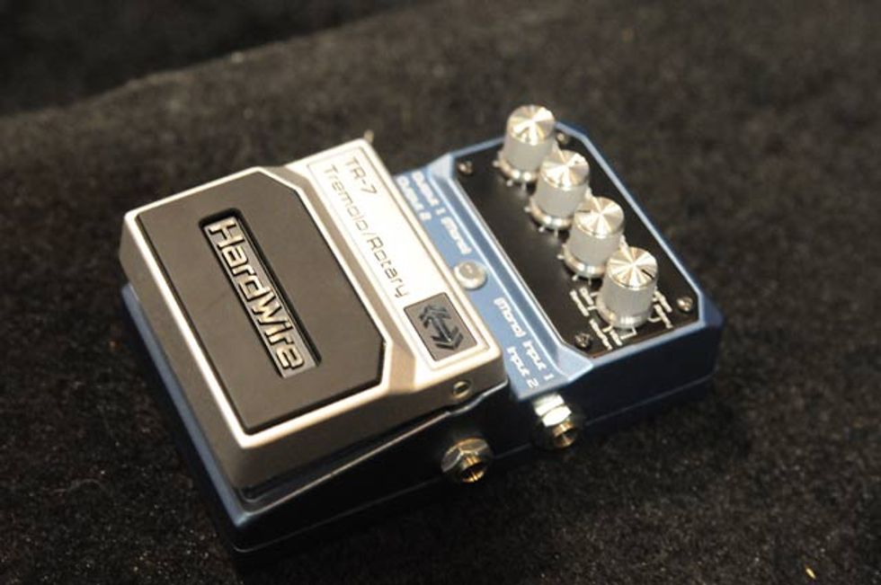 HardWire TR-7 Tremolo/Rotary