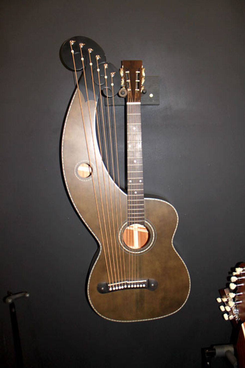 Hollowoway Model 5 harp guitar