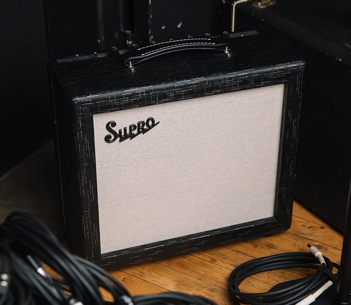 Supro Announces the Amulet 1x10 Combo Amp