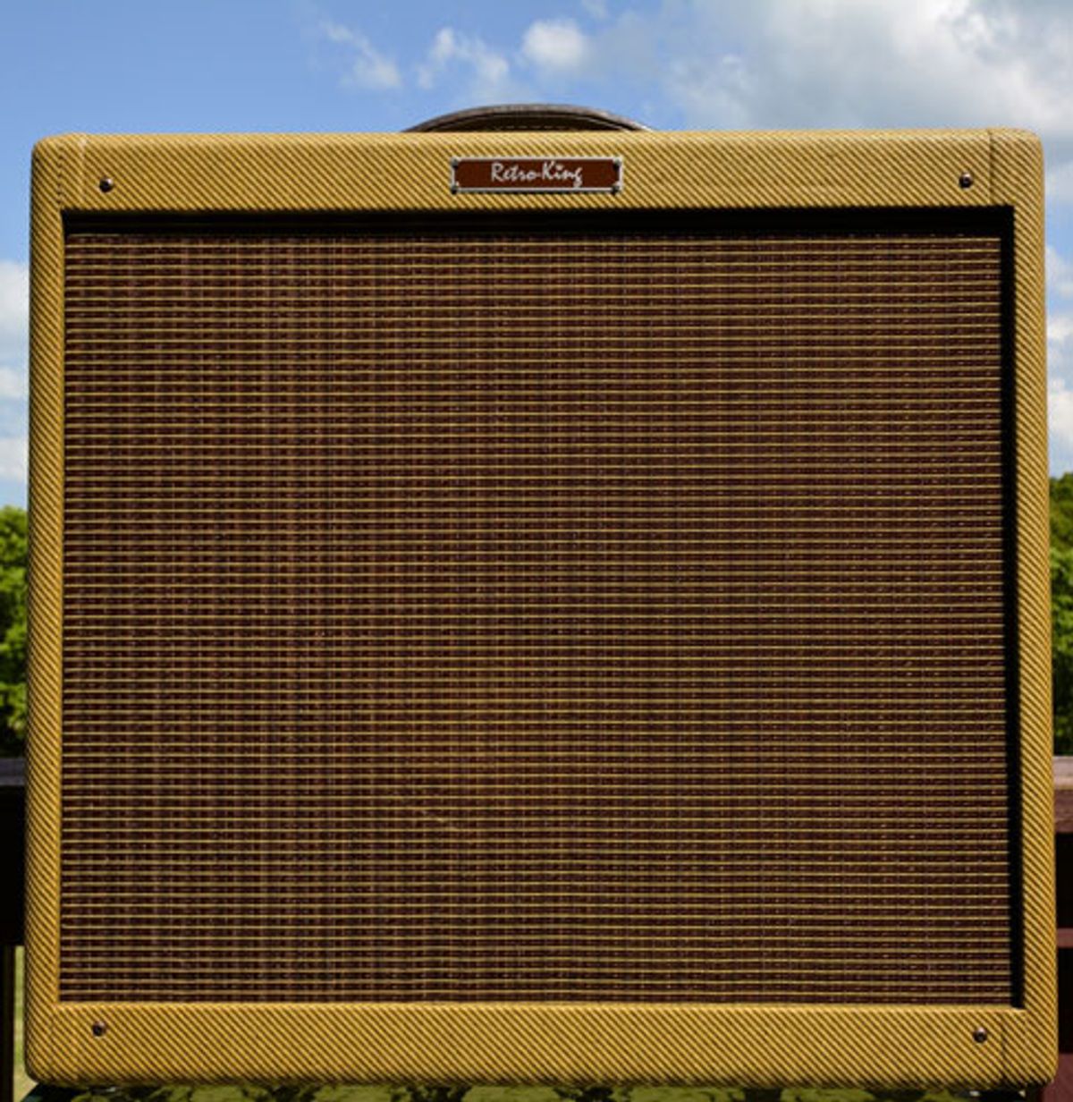 Retro-King Releases the "Tremtone" 5G9