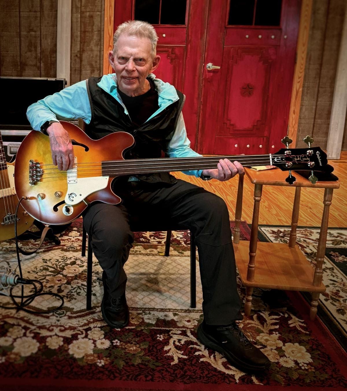 Epiphone Unveils the Jack Casady Fretless Bass