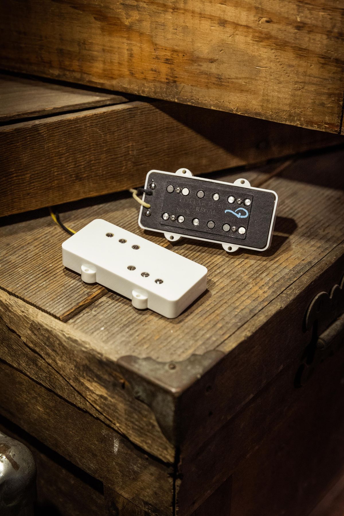Lollar Releases Regal Humbucker for Jazzmasters