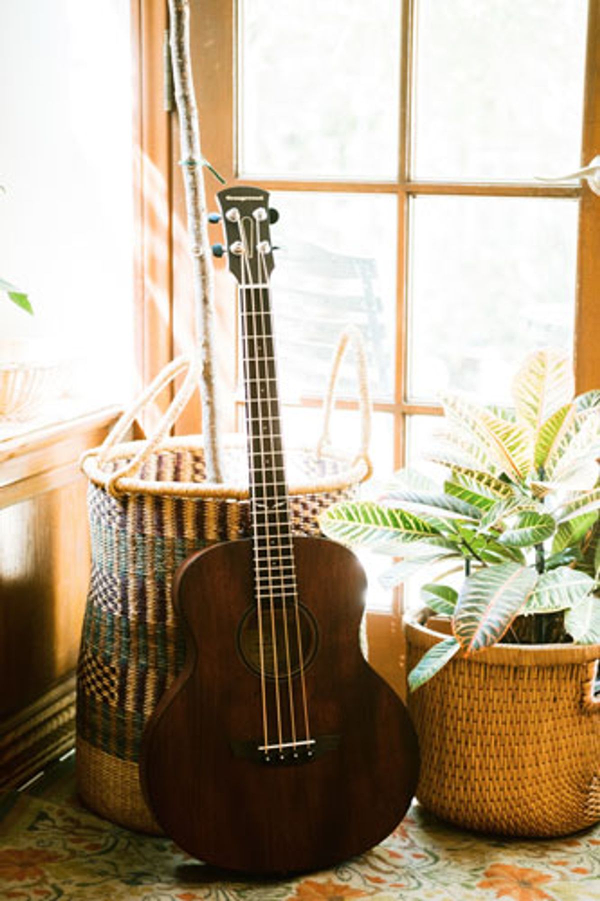 Orangewood Introduces the Oliver Jr. Bass