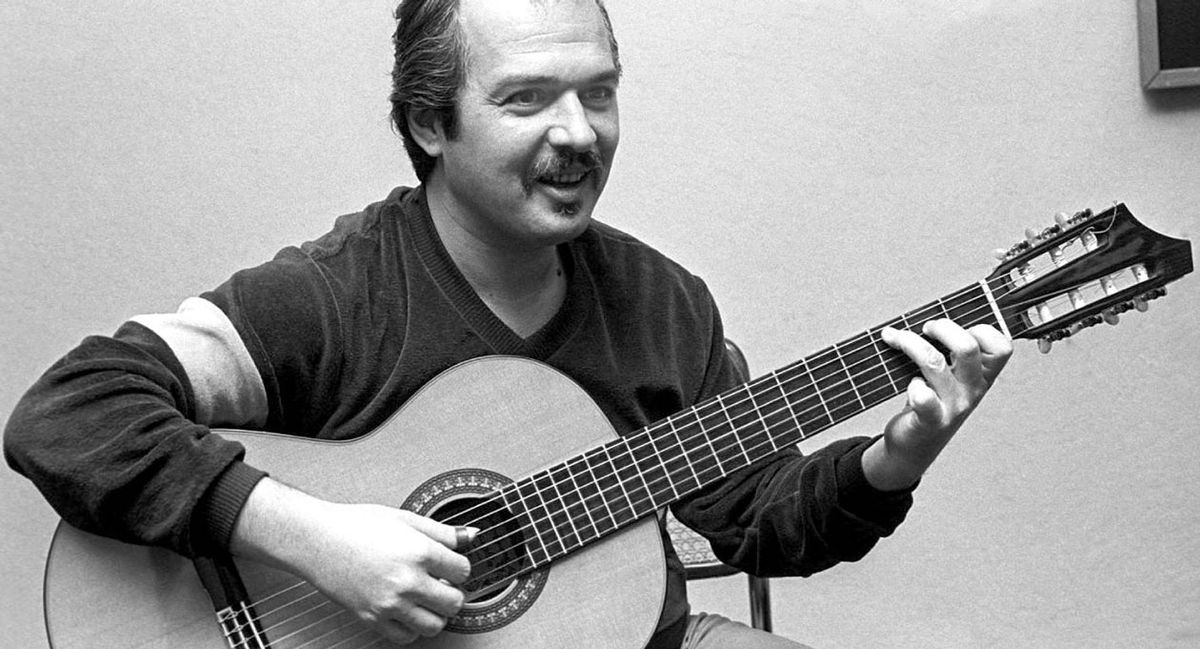How Did Lenny Breau Do That?