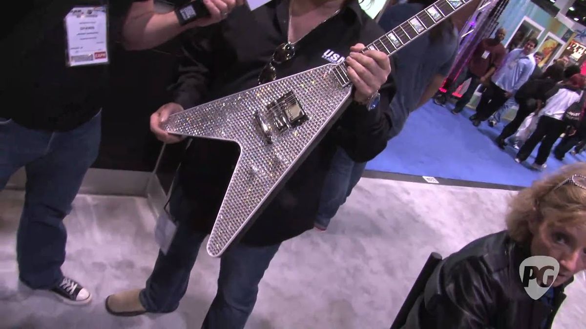 NAMM '11  Washburn Paul Stanley, Nuno Bettencourt