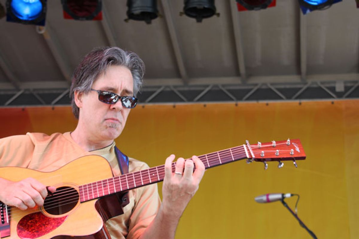 Fingerstyle Wizard Pete Huttlinger: 1961-2016