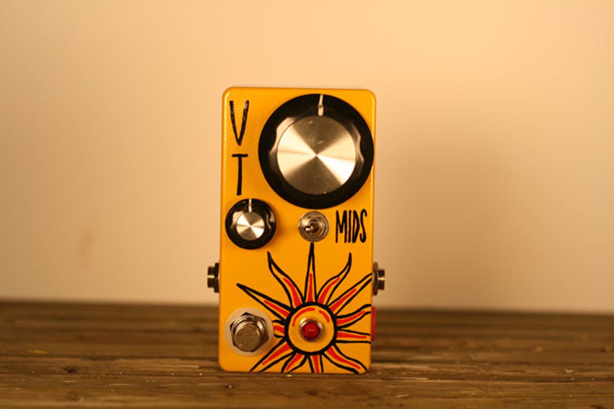 Hungry Robot Pedals Announces the Midnight Sun