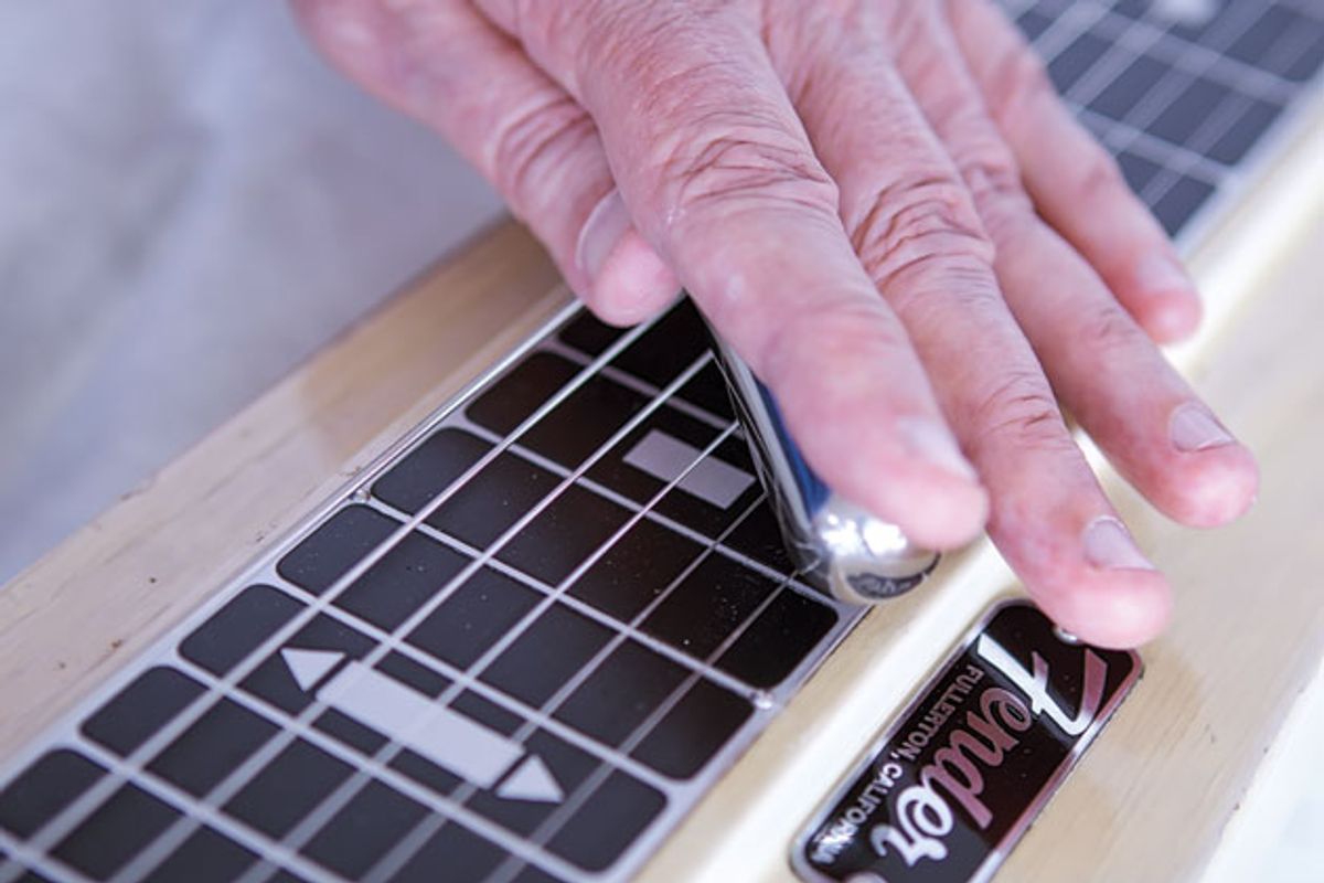 Hand Jive! Master the Fundamentals of Lap Steel