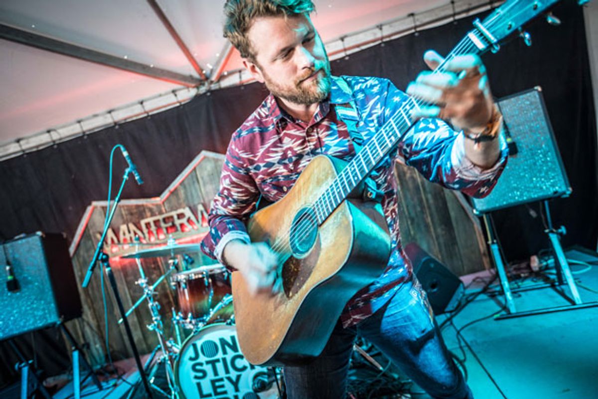 Jon Stickley: Flatpicking Into the Future