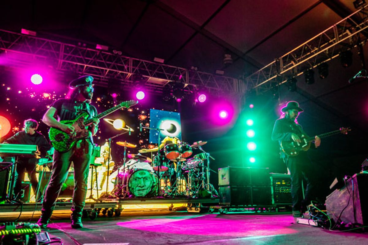 Claypool Lennon Delirium: Captains Fantastic