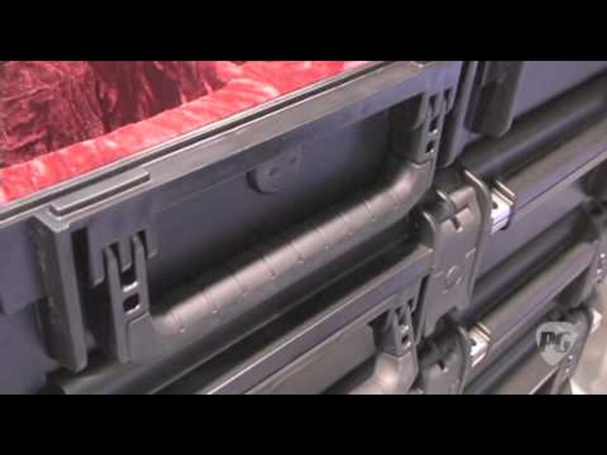 NAMM '11 - SKB  3i Series Injection Molded Cases