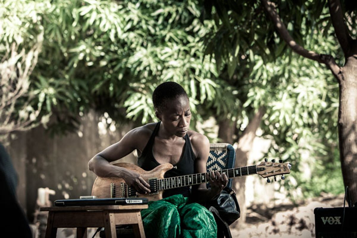Rokia Traoré: Global Guitar