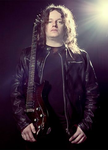 PRS Announces Fredrik Åkesson (Opeth) Signature SE