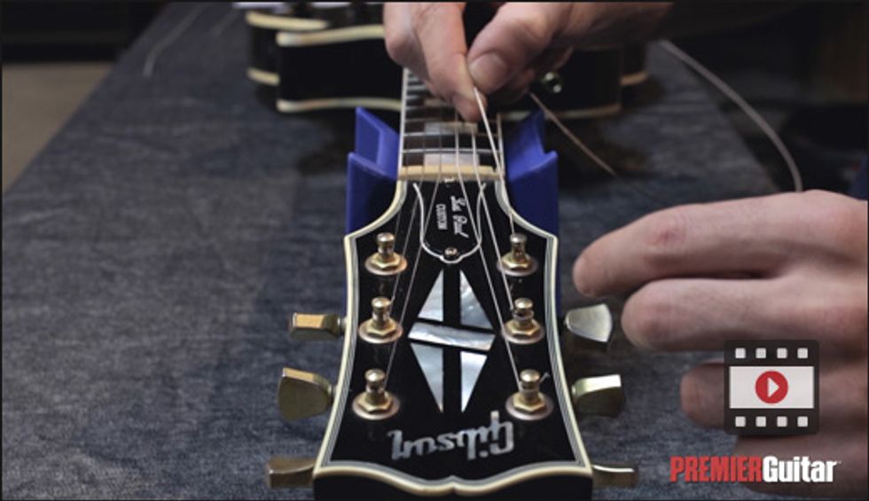 DIY: How to String a Gibson-Style Electric Guitar