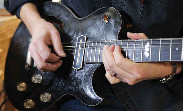 Jol Dantzig's Esoterica Electrica: The Sounds and Scents of 6-String Poetry