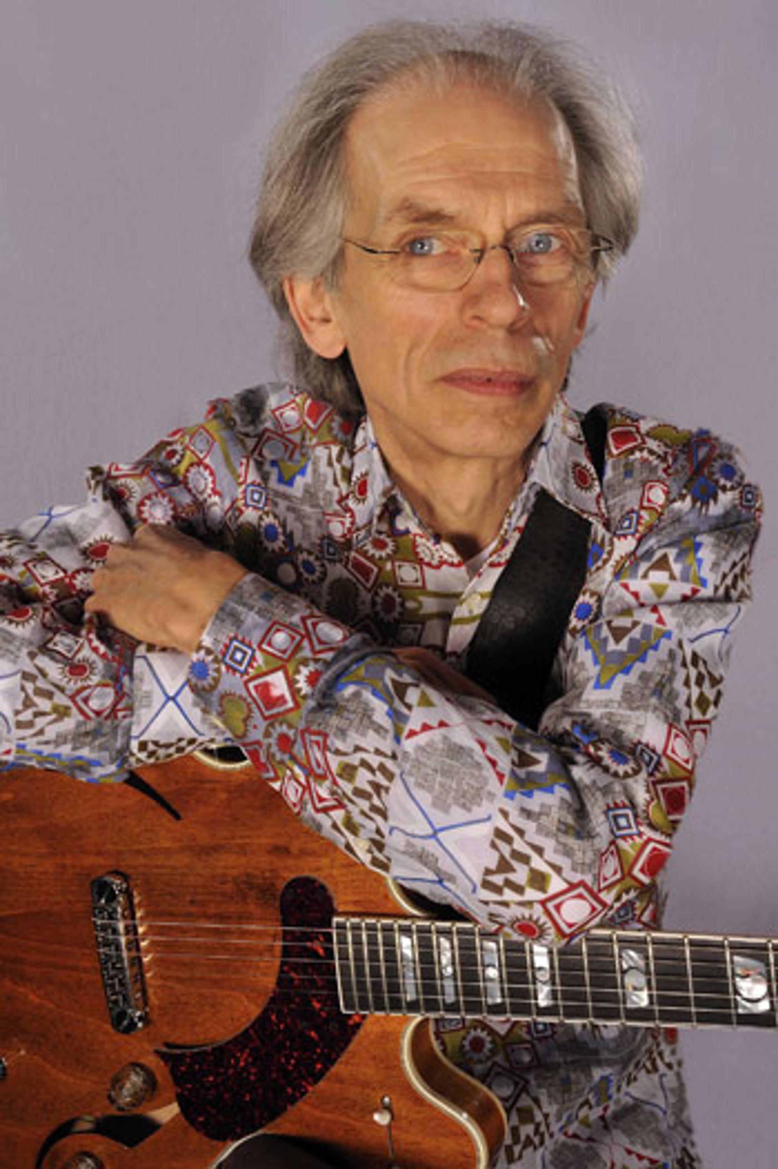 Interview: Steve Howe on Asia's "Omega," Touring With Yes, and the Steve Howe Trio