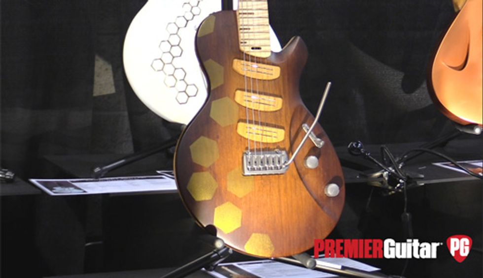 NAMM '18 - Alquier Guitars Space Wow and Cosmic Demos