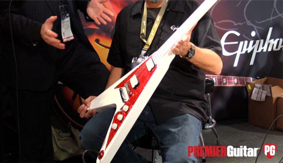 NAMM '19 - Epiphone Dave Rude Flying V and Jared James Nichols "Old Glory" Les Paul Demos