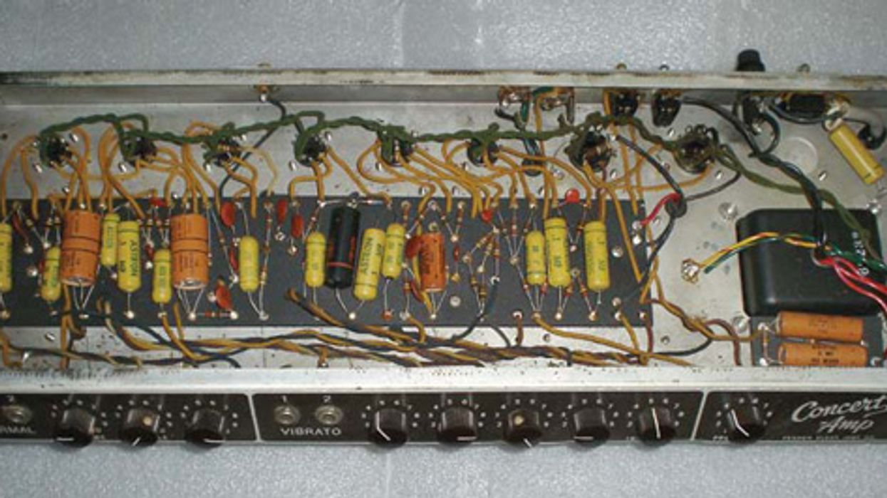 Differences in Fender Concert 4x10 Amps