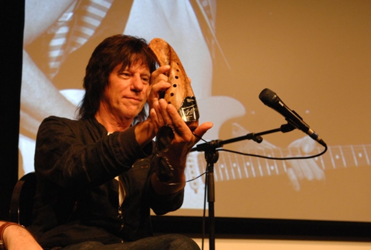 Jeff Beck Receives First-Ever Montreal Guitar Show Tribute Award